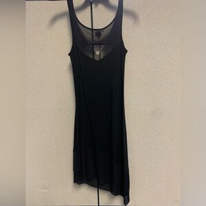 Yuli black sleeveless dress
Mesh straps, v neck, back cut out
NWT Size Medium
